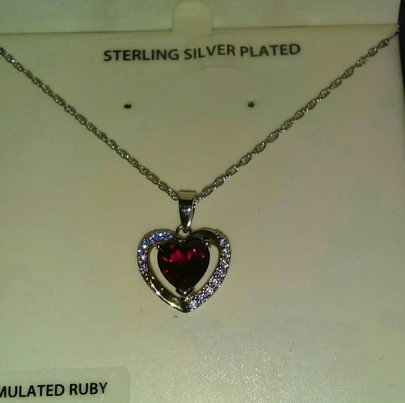 NWTS RUBY HEART NECKLACE - Picture 4 of 6